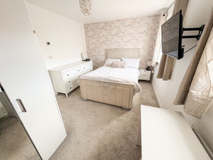 Photo 8- click for photo gallery